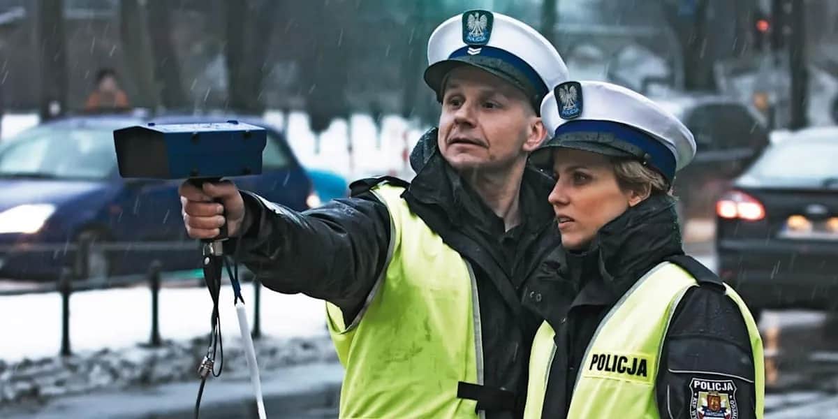 Najlepsze filmy o policji, które musisz zobaczyć - klasyki i nowości