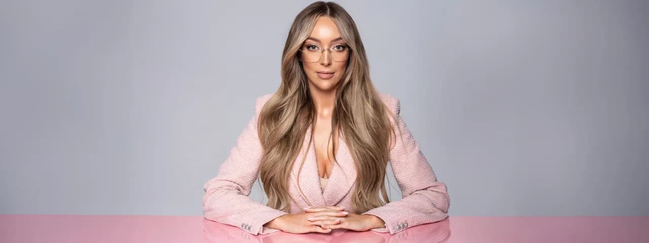 Hollywood Hair Co - opinie, ceny i unikalne metody przedłużania włosów